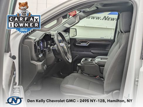 Used 2023 Chevrolet Silverado 1500 LT AWD/4WD image 4