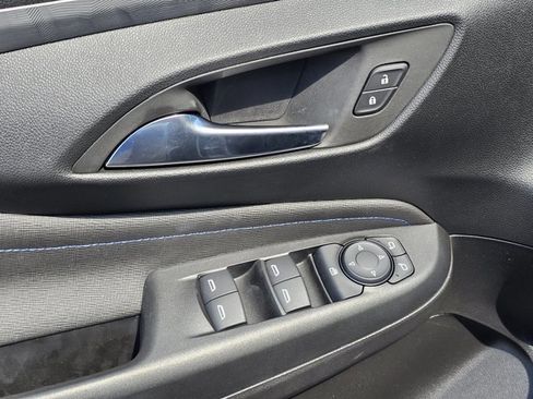 Used 2025 Buick Envista Sport Touring FWD image 50
