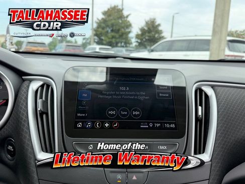 Used 2025 Chevrolet Malibu LT FWD image 22