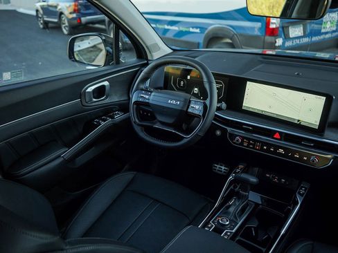 New 2026 Kia Sorento SX image 16