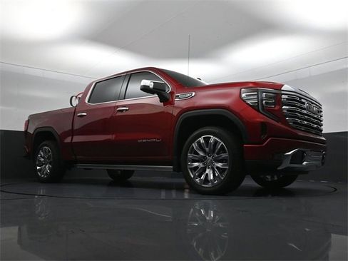 Used 2024 GMC Sierra 1500 Denali w/ Denali Reserve Package image 29