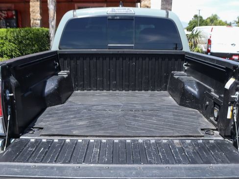 Used 2023 Toyota Tacoma TRD Off-Road AWD/4WD image 8