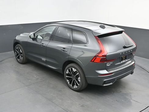 New 2026 Volvo XC60 B5 Plus w/ Climate Package AWD/4WD image 25
