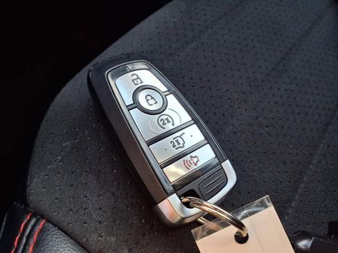 Used 2021 Ford Escape SEL w/ SEL Stealth AWD Package image 14