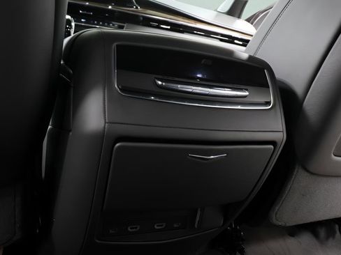 Used 2024 Cadillac Escalade ESV Sport Platinum w/ LPO, ONYX Package image 27