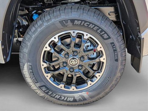 New 2026 Toyota Tundra SR5 AWD/4WD image 10