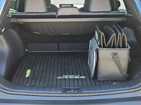 Used 2025 Toyota Corolla Cross AWD Hybrid image 6