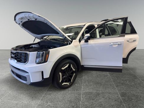 Used 2023 Kia Telluride S AWD/4WD image 11