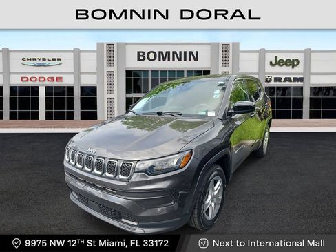 Used 2023 Jeep Compass Sport image 1