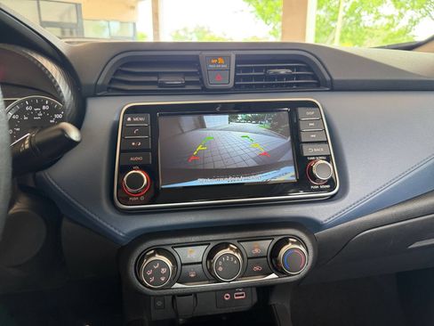 Used 2025 Nissan Versa SV FWD image 17