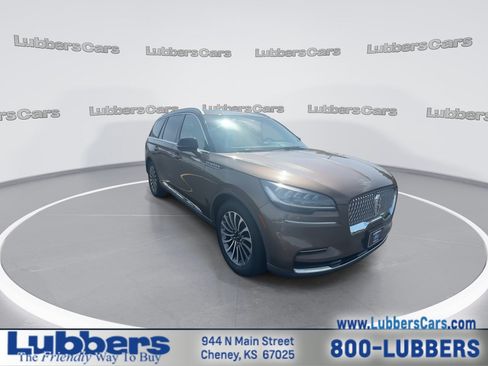 Used 2022 Lincoln Aviator Reserve RWD image 2
