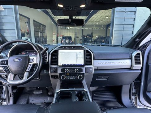 Used 2022 Ford F250 Lariat w/ Lariat Ultimate Package image 24