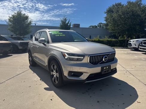 Used 2019 Volvo XC40 T5 Inscription AWD/4WD image 2
