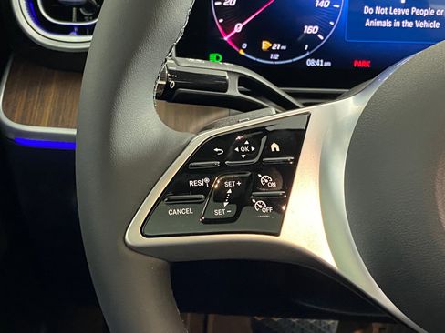 New 2025 Mercedes-Benz C 300 4MATIC Sedan image 17