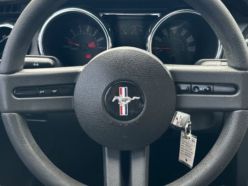 Used 2007 Ford Mustang Coupe image 18