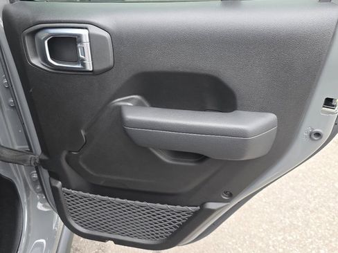 Certified 2023 Jeep Wrangler Unlimited w/ Cold Weather Group image 23