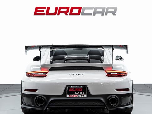 Used 2019 Porsche 911 GT2 RS image 4