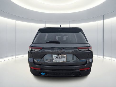 Used 2024 Jeep Grand Cherokee Trailhawk w/ Luxury Tech Group III image 5