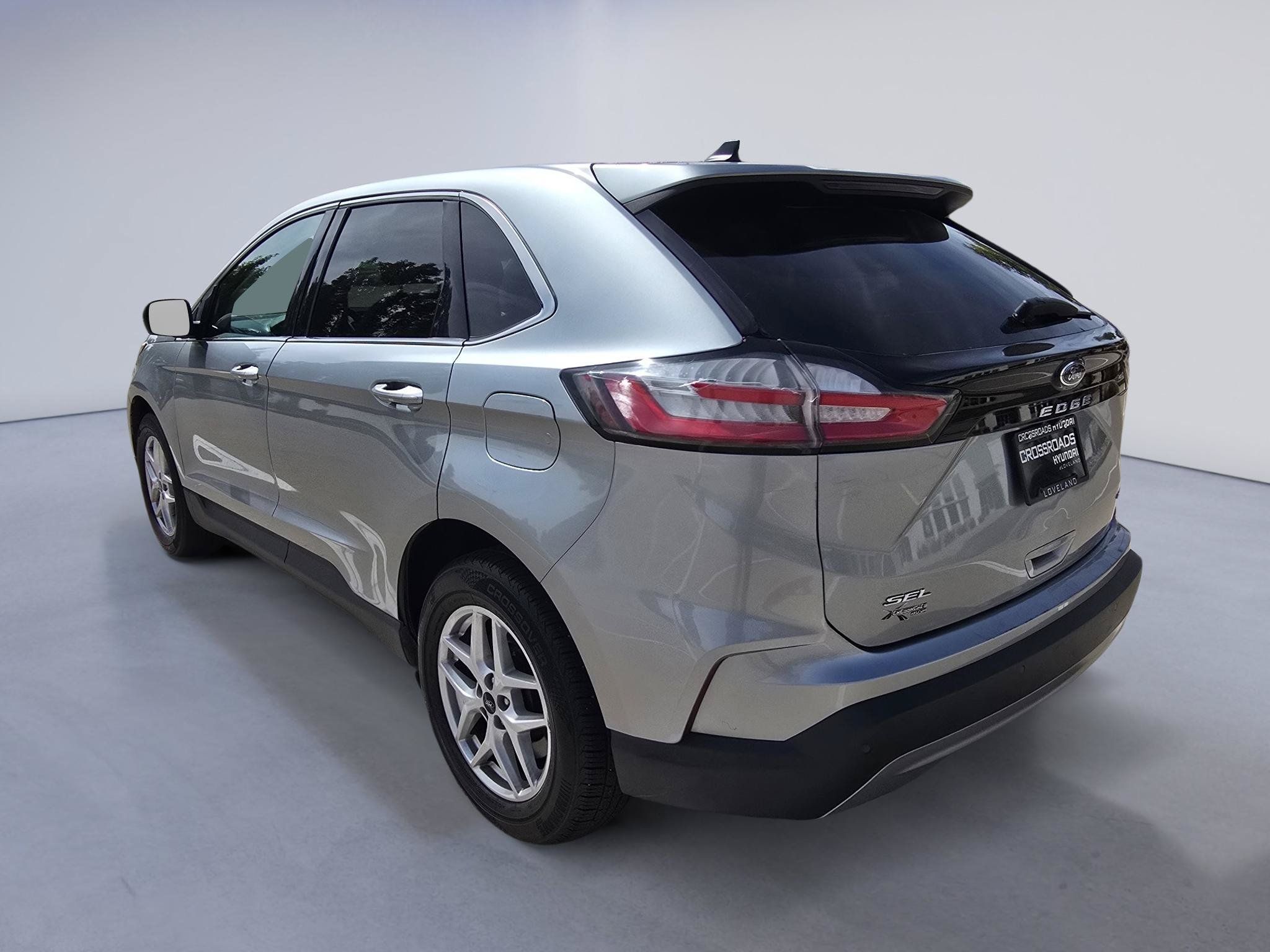 Used 2024 Ford Edge SEL AWD/4WD image 3