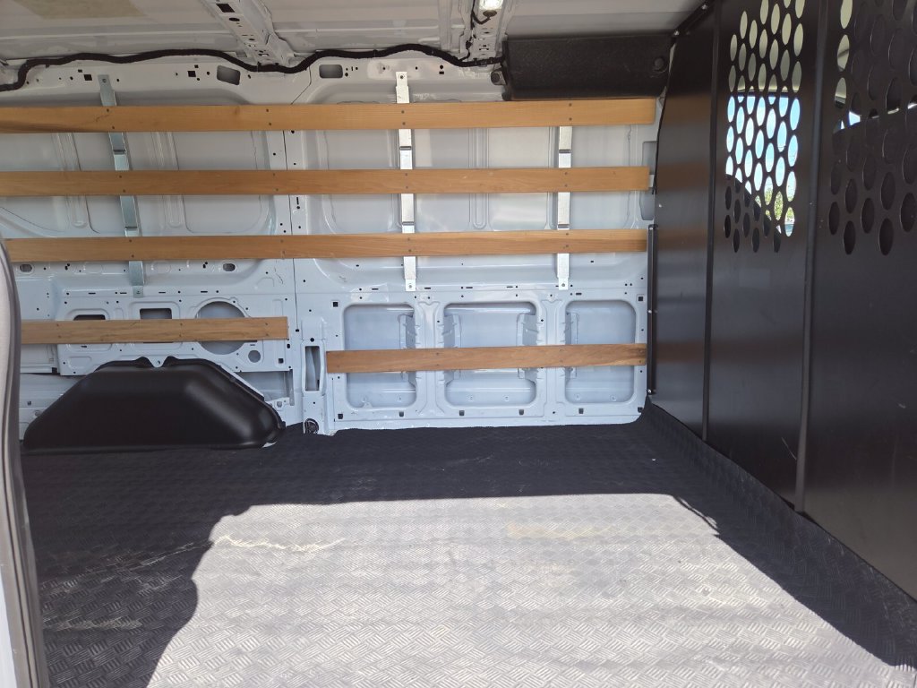Used 2025 Ford Transit 250 Low Roof w/ Exterior Upgrade Package RWD image 18