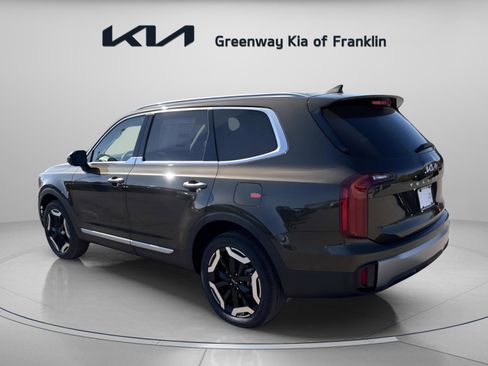 New 2025 Kia Telluride S image 5