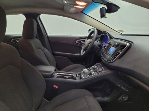 Used 2016 Chrysler 200 Limited image 21