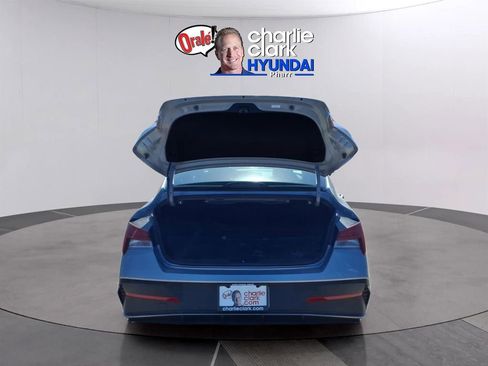 New 2026 Hyundai Elantra Blue image 9
