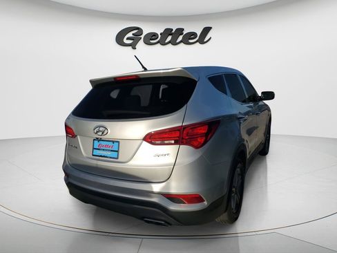 Used 2018 Hyundai Santa Fe Sport image 4