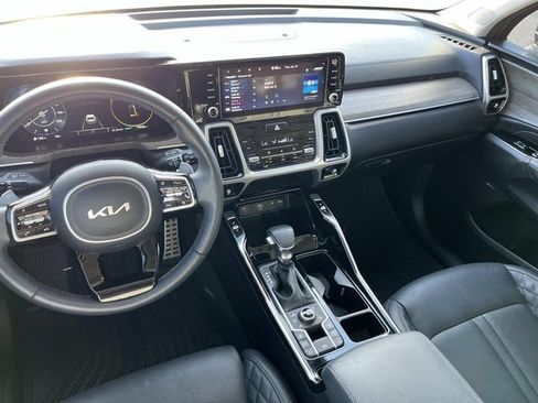 Used 2022 Kia Sorento SX Prestige AWD/4WD image 13