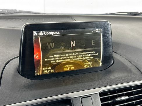 Used 2017 MAZDA MAZDA3 Sport image 31