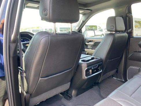 Used 2022 Chevrolet Silverado 1500 High Country w/ High Country Premium Package image 32