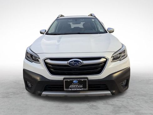 Used 2022 Subaru Outback Touring image 2