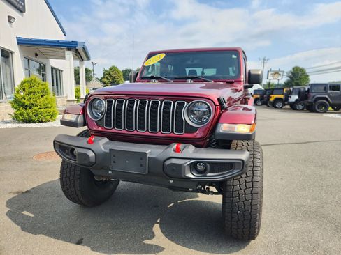 Used 2021 Jeep Gladiator Sport image 4