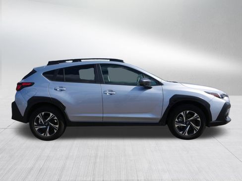 Used 2025 Subaru Crosstrek 2.0i Premium AWD/4WD image 8
