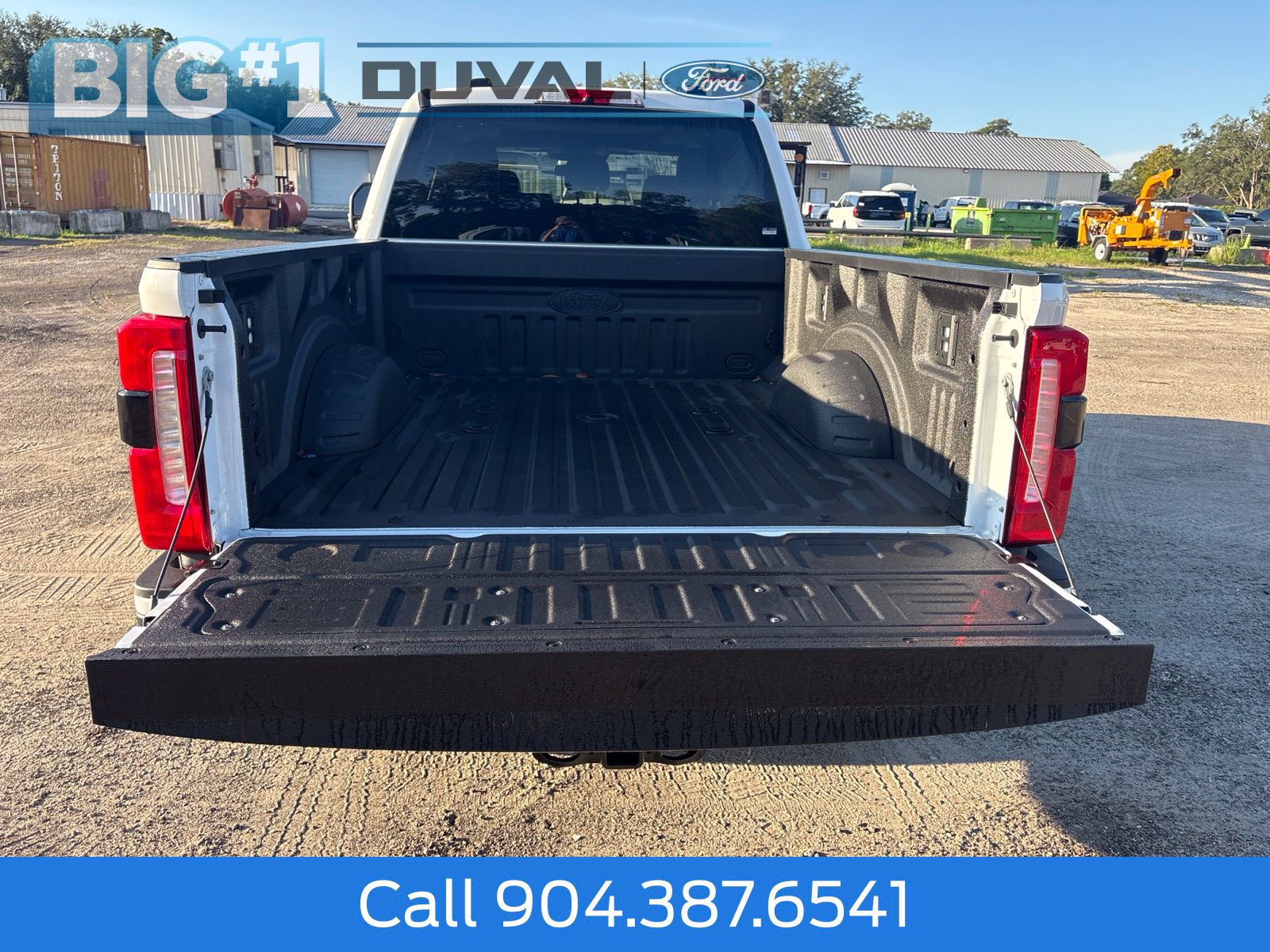 New 2026 Ford F350 Lariat w/ Black Appearance Package AWD/4WD image 9