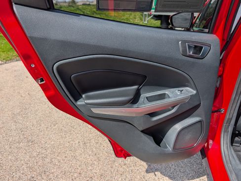 Used 2019 Ford EcoSport Titanium image 34