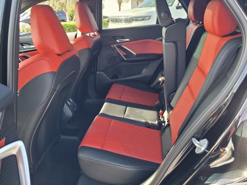 Certified 2025 BMW X2 xDrive28i image 11