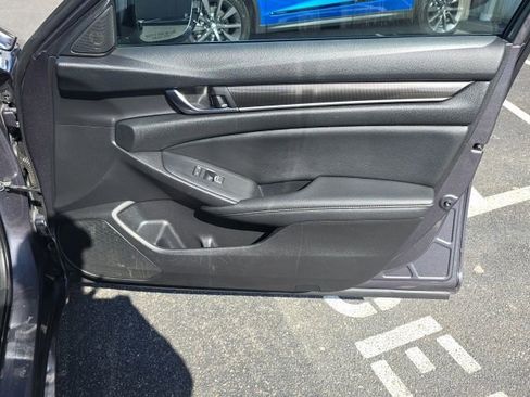 Used 2020 Honda Accord Sport image 19
