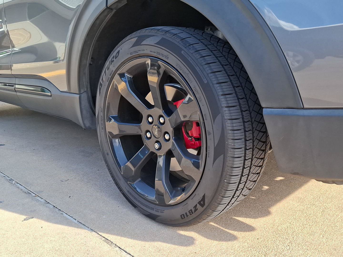 Used 2022 Ford Explorer ST w/ ST Street Pack RWD image 8
