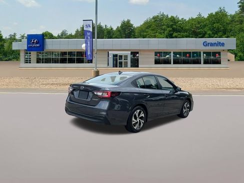 Used 2025 Subaru Legacy Premium AWD/4WD image 8