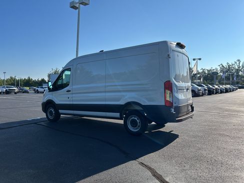 New 2026 Ford Transit 250 148 Medium Roof RWD image 5