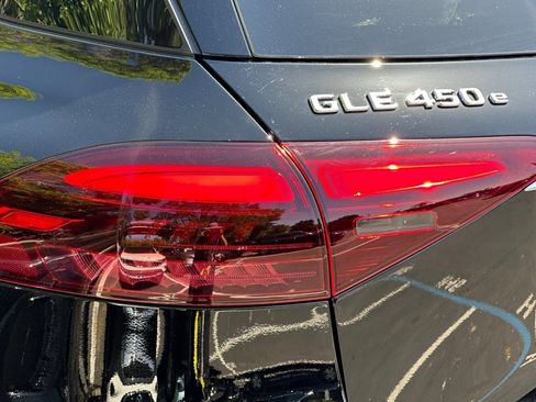 New 2026 Mercedes-Benz GLE 450e 4MATIC image 13