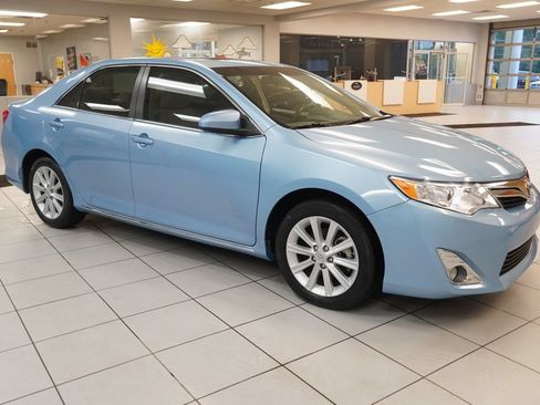Used 2012 Toyota Camry XLE FWD image 15