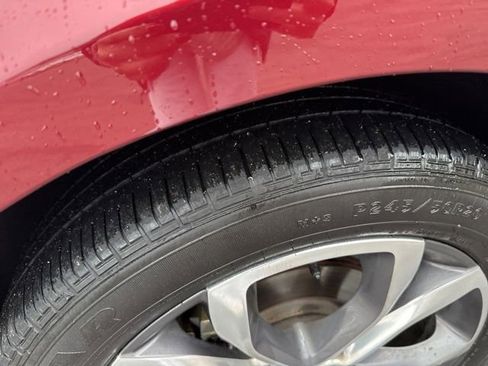 Used 2023 Chrysler Pacifica Pinnacle image 10