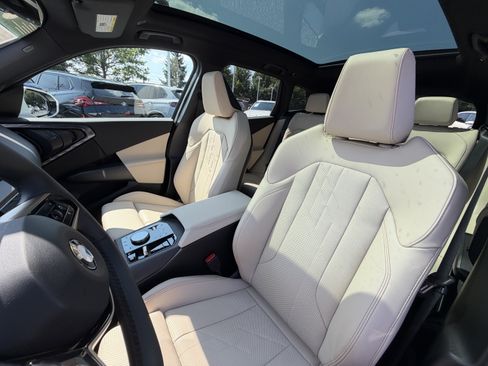 Certified 2025 BMW X3 xDrive30i AWD/4WD image 9