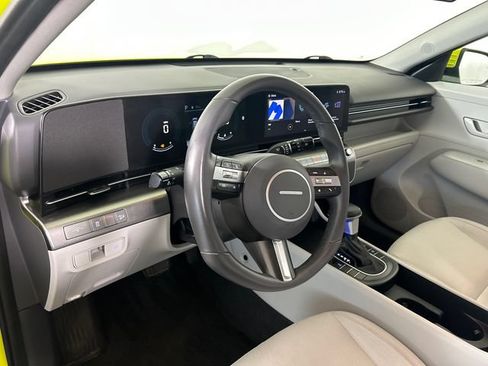 Used 2025 Hyundai Kona SEL AWD/4WD image 11