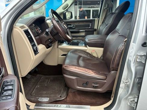 Used 2017 RAM 1500 Laramie Longhorn w/ Convenience Group image 9
