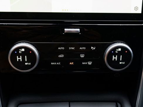 Used 2021 Land Rover Discovery S R-Dynamic image 20