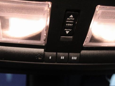 Used 2019 Dodge Challenger R/T w/ Blacktop Package image 26