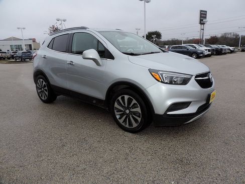 Certified 2022 Buick Encore Preferred w/ Safety Package image 3